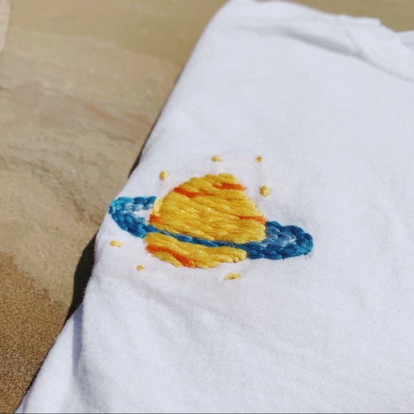 ‘Saturn’ Handmade Embroidered Tee - Picture 5 of 6